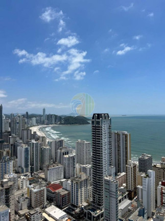 Imagem Cobertura com 4 Quartos à Venda, 267 m² em Centro - Balneário Camboriú