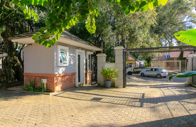 Imagem Casa de Condomínio com 3 Quartos à Venda, 241 m² em Tristeza - Porto Alegre