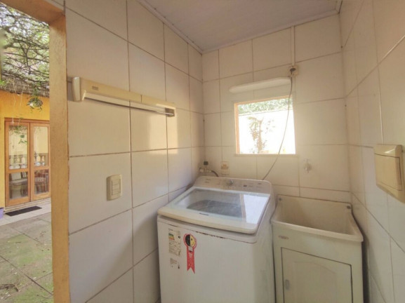 Imagem Imóvel com 2 Quartos à Venda, em Jardim Botânico - Porto Alegre Imagem Imóvel com 2 Quartos à Venda, em Jardim Botânico - Porto Alegre