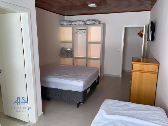 Imagem Edifício Residencial com 8 Quartos à Venda, 300 m² em Canasvieiras - Florianópolis Imagem Edifício Residencial com 8 Quartos à Venda, 300 m² em Canasvieiras - Florianópolis