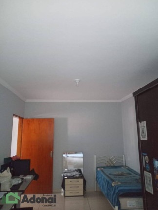Imagem Casa com 2 Quartos à Venda, 223 m² em Vila M Genoveva - Jundiaí