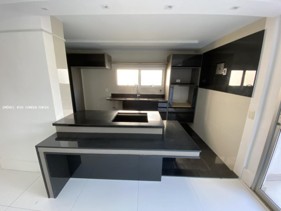 Imagem Casa com 3 Quartos à Venda, 268 m² em Rio De Janeiro Imagem Casa com 3 Quartos à Venda, 268 m² em Rio De Janeiro