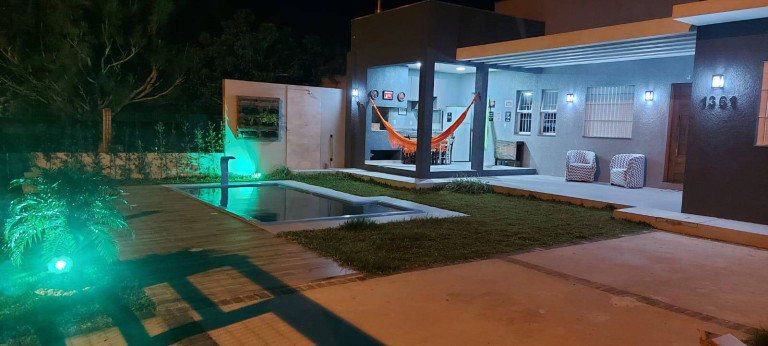 Imagem Casa com 3 Quartos à Venda,  em Atlântida Sul - Osório