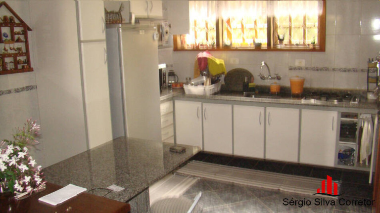 Imagem Casa de Condomínio com 4 Quartos à Venda, 1.200 m² em Alto Do Capivari - Campos Do Jordão Imagem Casa de Condomínio com 4 Quartos à Venda, 1.200 m² em Alto Do Capivari - Campos Do Jordão