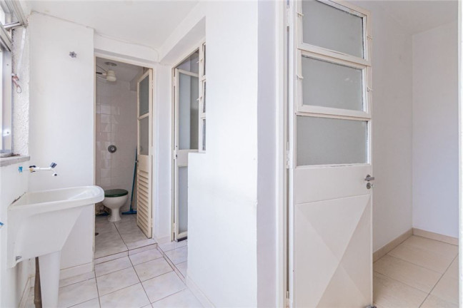 Imagem Apartamento com 2 Quartos à Venda, 78 m² em Centro Histórico - Porto Alegre