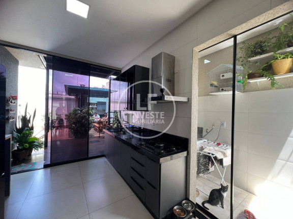 Imagem Casa com 3 Quartos à Venda, 280 m² em Jardim Fonte Nova - Goiânia