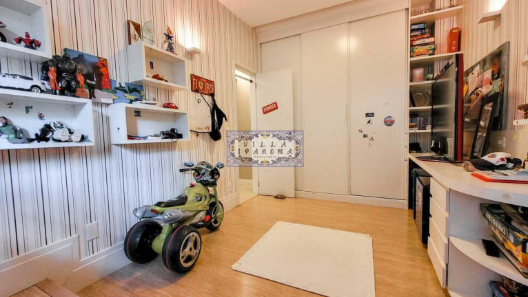 Imagem Apartamento com 4 Quartos à Venda, 220 m² em Lagoa - Rio De Janeiro