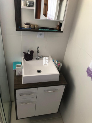 Imagem Apartamento com 2 Quartos à Venda,  em Pinheiro Machado - Santa Maria