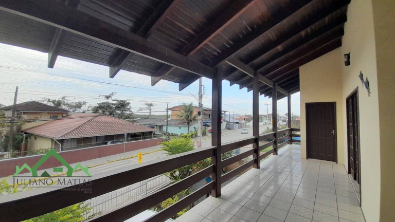 Imagem Sobrado com 5 Quartos à Venda, 280 m² em Costeira - Balneário Barra Do Sul Imagem Sobrado com 5 Quartos à Venda, 280 m² em Costeira - Balneário Barra Do Sul