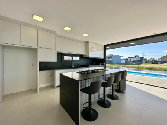 Imagem Casa com 5 Quartos à Venda, em -- - Xangri-la Imagem Casa com 5 Quartos à Venda, em -- - Xangri-la