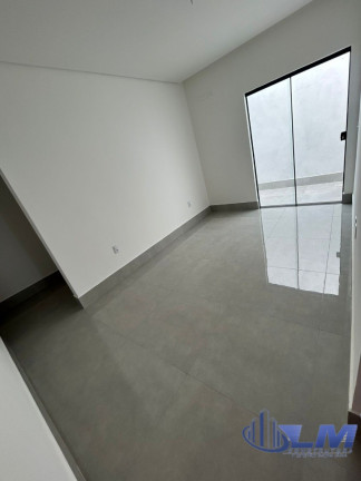 Imagem Casa com 3 Quartos à Venda, 52 m² em Perocão - Guarapari Imagem Casa com 3 Quartos à Venda, 52 m² em Perocão - Guarapari