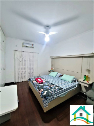 Imagem Casa com 4 Quartos à Venda, 450 m² em Flórida - Praia Grande Imagem Casa com 4 Quartos à Venda, 450 m² em Flórida - Praia Grande