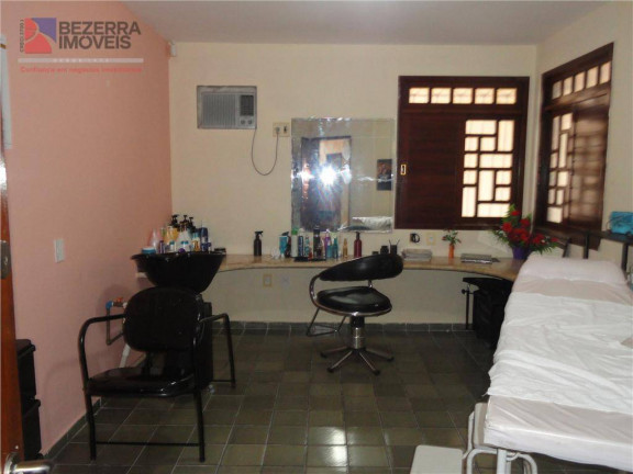 Imagem Casa com 3 Quartos à Venda, 235 m² em Capim Macio - Natal Imagem Casa com 3 Quartos à Venda, 235 m² em Capim Macio - Natal