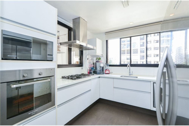 Imagem Apartamento com 3 Quartos à Venda, 159 m² em Real Parque - São Paulo