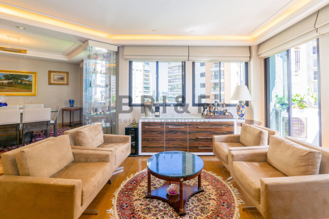 Imagem Apartamento com 3 Quartos à Venda, 200 m² em Campo Belo - São Paulo