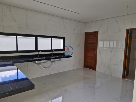 Imagem Casa com 3 Quartos para Alugar ou Temporada, 240 m² em Cajupiranga - Parnamirim Imagem Casa com 3 Quartos para Alugar ou Temporada, 240 m² em Cajupiranga - Parnamirim