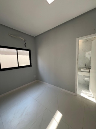 Imagem Casa com 4 Quartos à Venda, 250 m² em Ponta Negra - Manaus