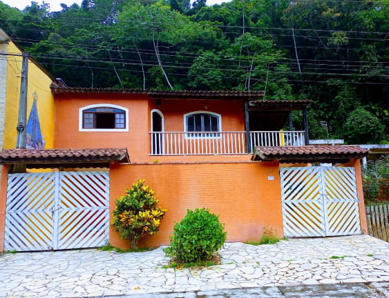 Casa com 3 Quartos à Venda, 330 m² em Massaguaçu - Caraguatatuba