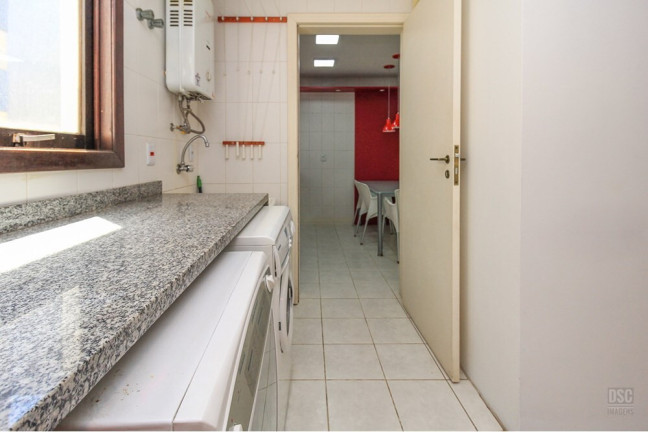 Imagem Apartamento com 3 Quartos à Venda, 137 m² em Petrópolis - Porto Alegre