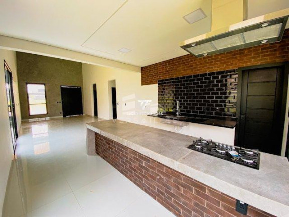 Imagem Casa com 4 Quartos à Venda, 467 m² em Aeroclube - Porto Velho
