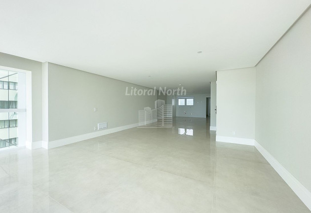 Imagem Apartamento com 4 Quartos à Venda, 196 m² em Centro - Balneário Camboriú Imagem Apartamento com 4 Quartos à Venda, 196 m² em Centro - Balneário Camboriú