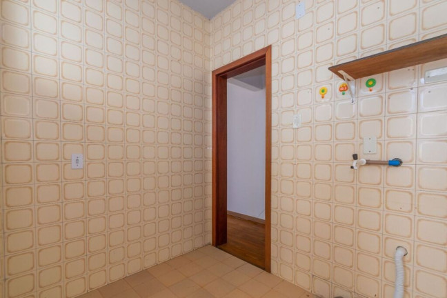 Imagem Apartamento com 2 Quartos à Venda, 56 m² em Floresta - Porto Alegre