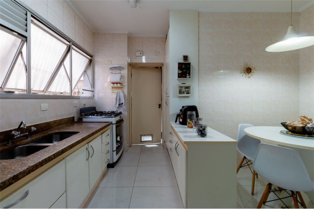 Imagem Imóvel com 4 Quartos à Venda, em Higienópolis - São Paulo Imagem Imóvel com 4 Quartos à Venda, em Higienópolis - São Paulo
