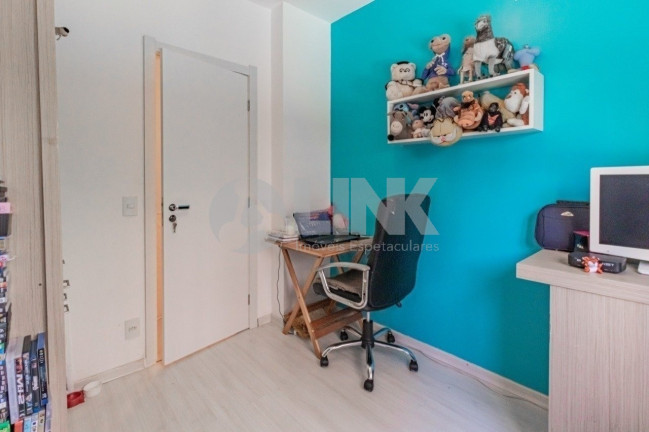 Imagem Apartamento com 3 Quartos à Venda, 100 m² em São Sebastião - Porto Alegre Imagem Apartamento com 3 Quartos à Venda, 100 m² em São Sebastião - Porto Alegre