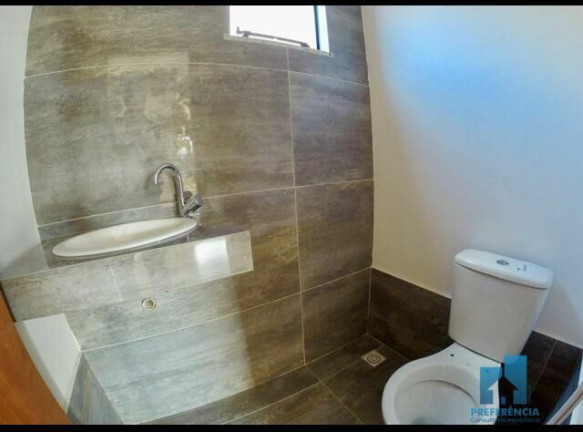 Imagem Sobrado com 3 Quartos à Venda, 84 m² em Uvaranas - Ponta Grossa