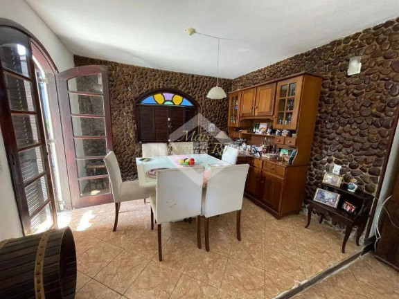 Imagem Casa com 3 Quartos à Venda, 450 m² em Itaipu - Niterói Imagem Casa com 3 Quartos à Venda, 450 m² em Itaipu - Niterói
