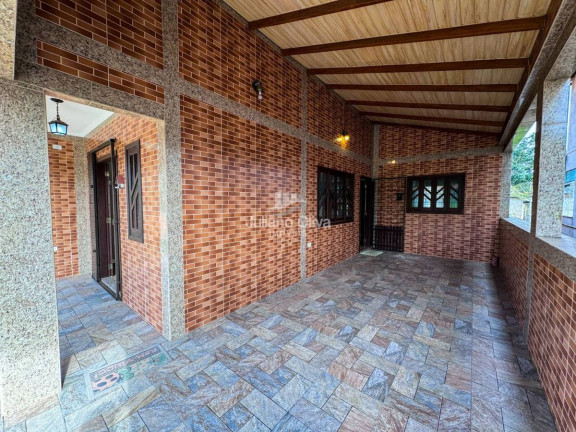 Imagem Casa com 3 Quartos à Venda, 182 m² em Itapema Do Norte - Itapoá Imagem Casa com 3 Quartos à Venda, 182 m² em Itapema Do Norte - Itapoá