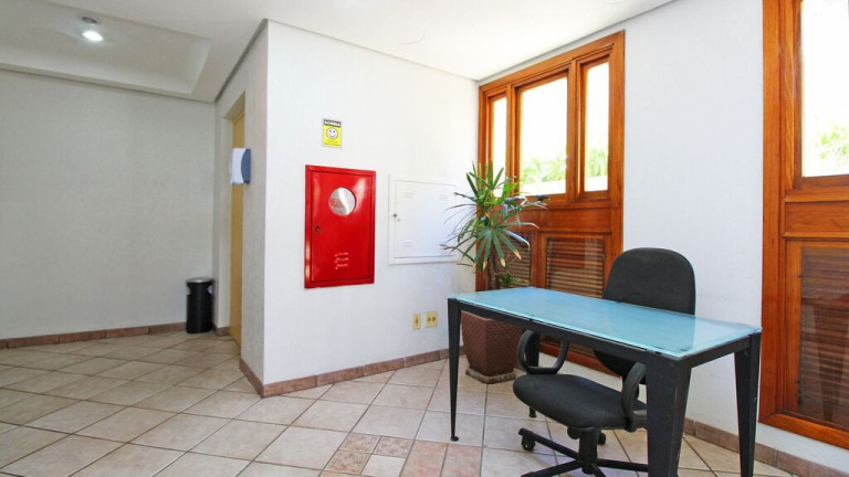 Imagem Apartamento com 2 Quartos à Venda, 56 m² em Santana - Porto Alegre