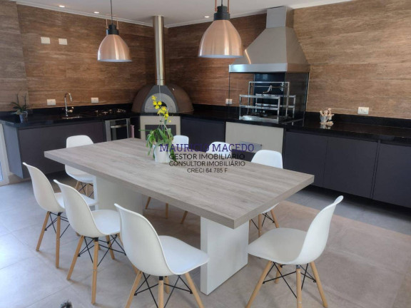 Imagem Casa com 3 Quartos à Venda, 698 m² em Alphaville - Santana De Parnaíba Imagem Casa com 3 Quartos à Venda, 698 m² em Alphaville - Santana De Parnaíba
