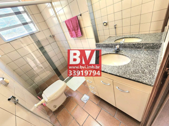 Imagem Casa com 3 Quartos à Venda, 250 m² em Jardim América - Rio De Janeiro Imagem Casa com 3 Quartos à Venda, 250 m² em Jardim América - Rio De Janeiro