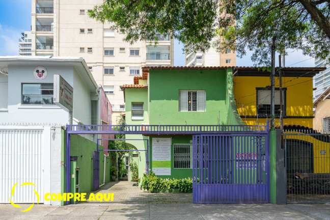 Casa com 5 Quartos à Venda, 263 m² em água Branca - São Paulo