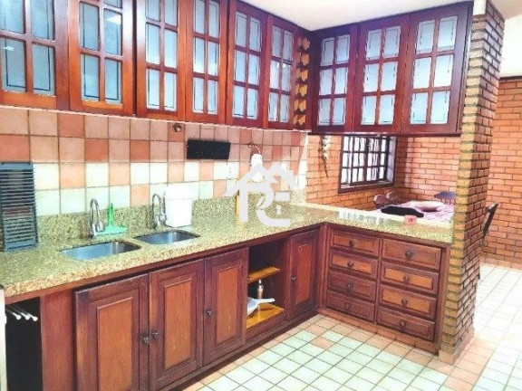 Imagem Casa com 3 Quartos à Venda, 496 m² em Camboinhas - Niterói