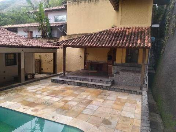 Imagem Casa com 3 Quartos à Venda, 370 m² em Itacoatiara - Niterói