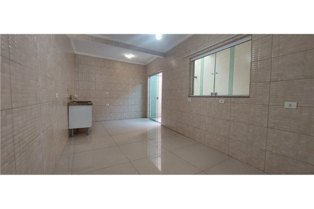 Imagem Casa com 3 Quartos à Venda,  em Vila Carmosina - São Paulo
