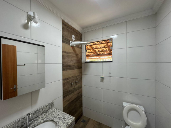 Imagem Chácara com 4 Quartos à Venda, 1 m² em Parque Do Lago - Itatiaiuçu