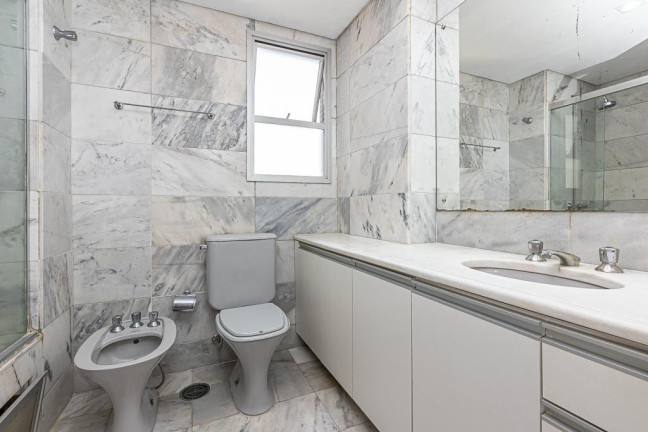 Imagem Apartamento com 3 Quartos à Venda, 129 m² em água Verde - Curitiba