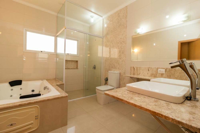 Imagem Casa com 4 Quartos à Venda, 375 m² em Santa Felicidade - Curitiba Imagem Casa com 4 Quartos à Venda, 375 m² em Santa Felicidade - Curitiba