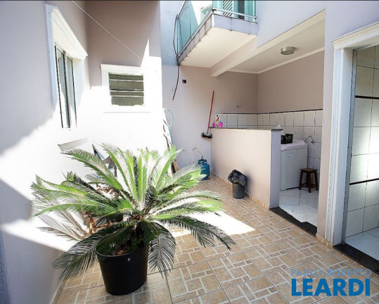 Imagem Sobrado com 3 Quartos à Venda, 200 m² em Jardim Stella - Santo André Imagem Sobrado com 3 Quartos à Venda, 200 m² em Jardim Stella - Santo André