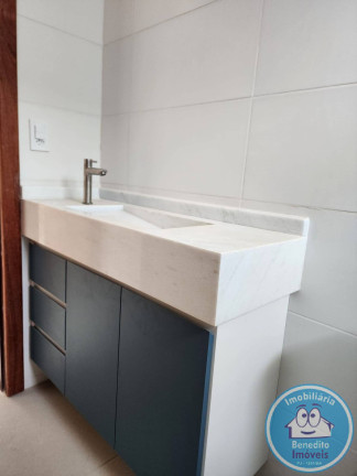 Imagem Casa com 3 Quartos à Venda, 360 m² em Porto Seguro