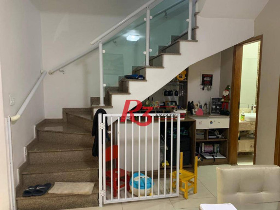 Imagem Sobrado com 4 Quartos à Venda, 195 m² em Centro - São Vicente Imagem Sobrado com 4 Quartos à Venda, 195 m² em Centro - São Vicente
