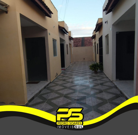 Casa com 2 Quartos à Venda,  em Campina Grande - Campina Grande