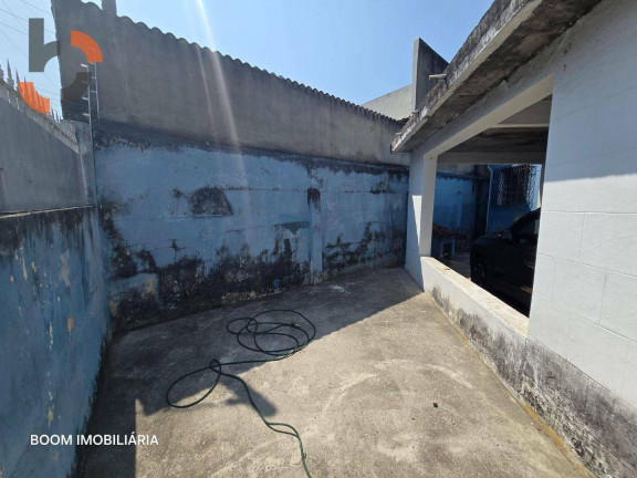Imagem Casa com 5 Quartos à Venda, 197 m² em Califórnia - Nova Iguaçu Imagem Casa com 5 Quartos à Venda, 197 m² em Califórnia - Nova Iguaçu
