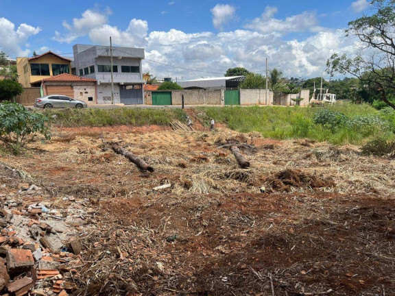 Terreno à Venda, 405 m² em Centro - Igarapé