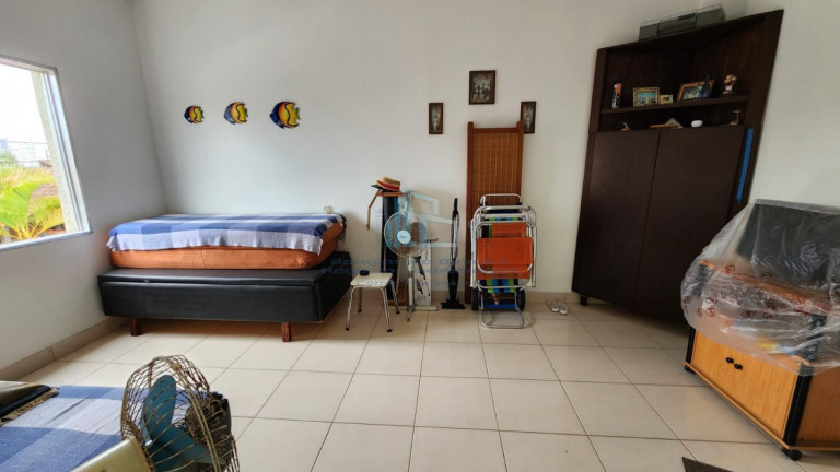 Imagem Kitnet com 1 Quarto à Venda, 32 m² em Caiçara - Praia Grande Imagem Kitnet com 1 Quarto à Venda, 32 m² em Caiçara - Praia Grande