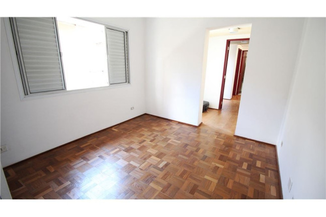 Imagem Casa com 2 Quartos à Venda, em Chácara Santo Antônio (zona Sul) - São Paulo Imagem Casa com 2 Quartos à Venda, em Chácara Santo Antônio (zona Sul) - São Paulo