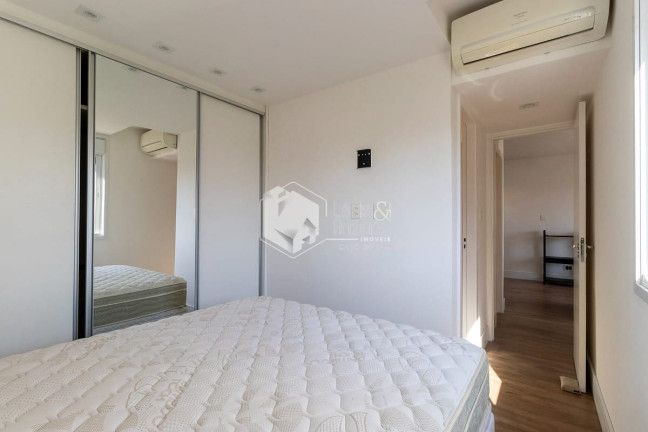 Imagem Imóvel com 2 Quartos à Venda, 114 m² em Santo Amaro - São Paulo Imagem Imóvel com 2 Quartos à Venda, 114 m² em Santo Amaro - São Paulo